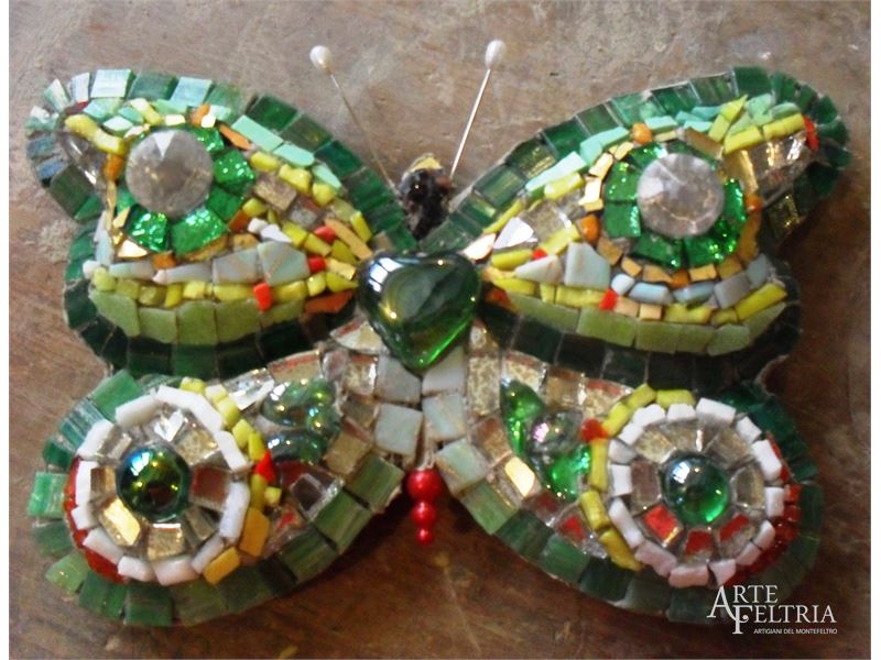 Farfalla verde scuro