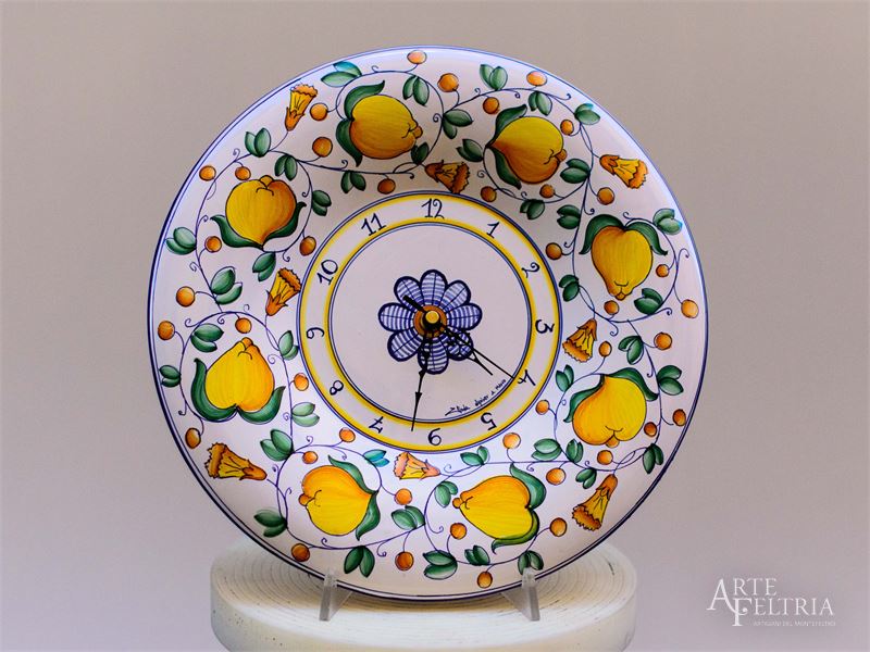 Orologio da parete con mele