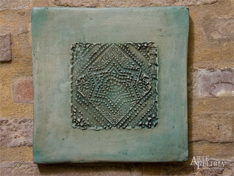 Formella quadrata con stella, verde