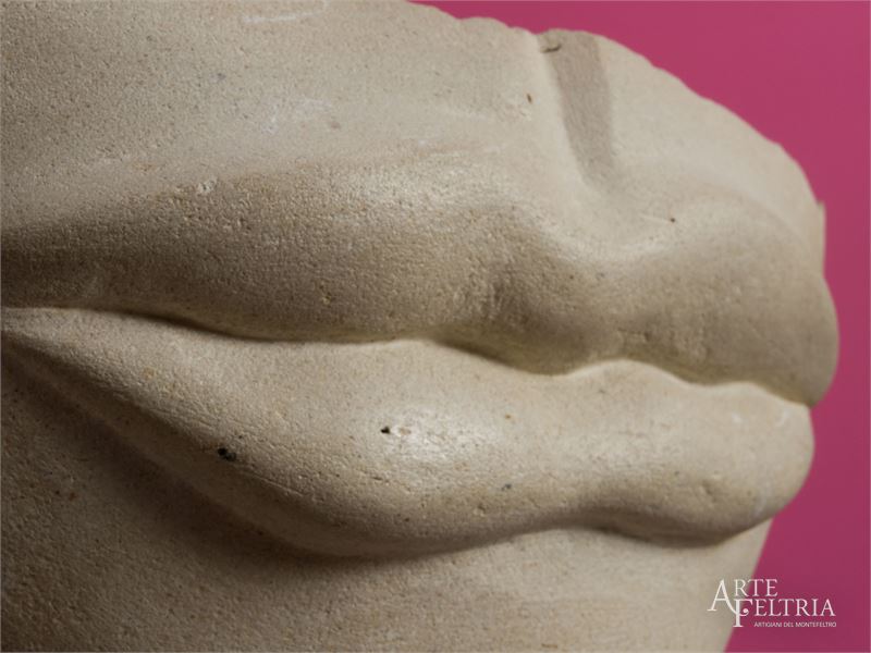 scultura in pietra Bocca
