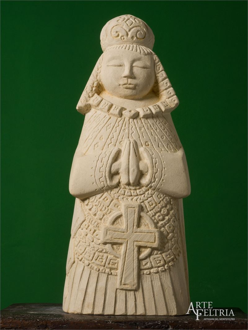 Madonna orante con croce celtica |statua / scultura