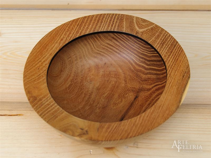 Video ciotola in robinia