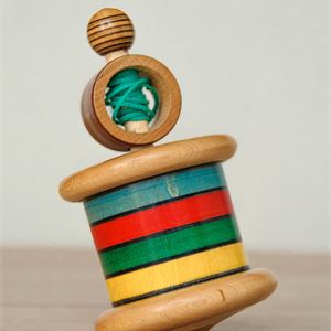 Trottola con riavvolgimento automatico1